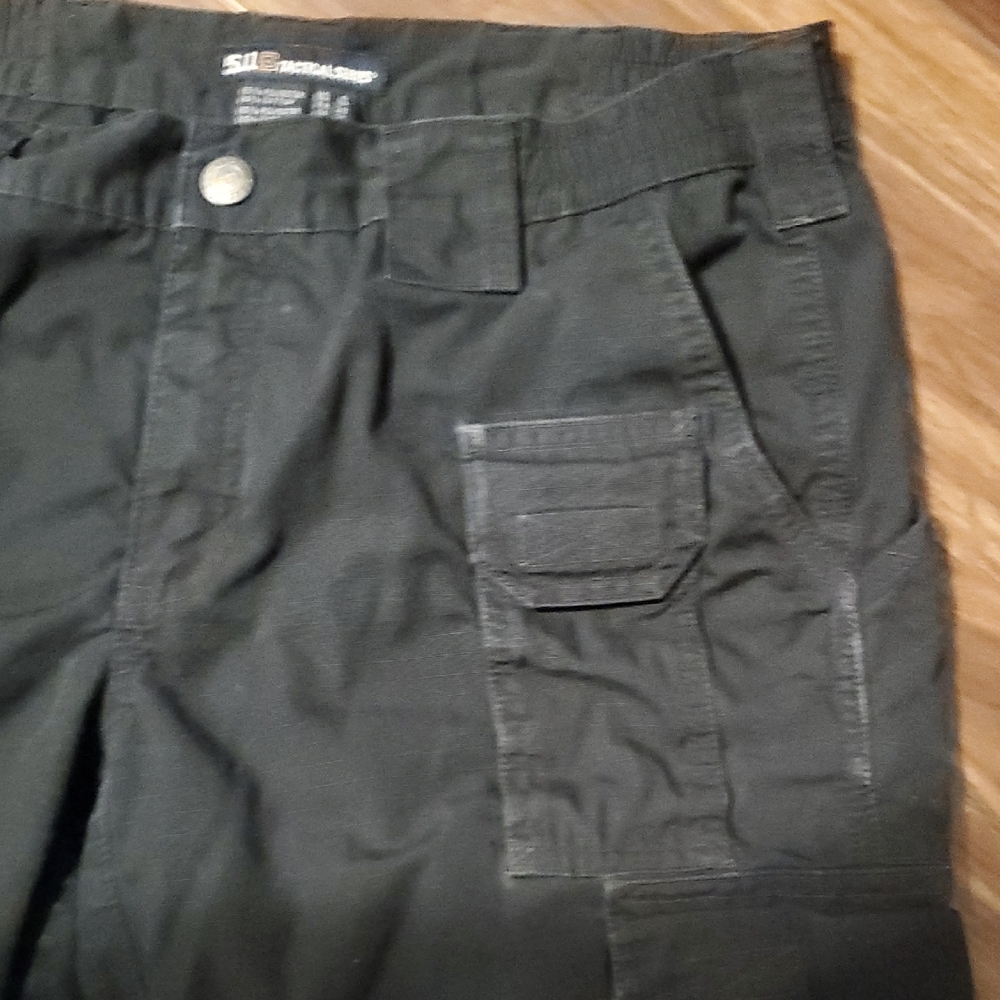 5.11 Tactical Women's Black Cargo Pants with D‑Ring and Utility Pockets - Picture 3 of 10